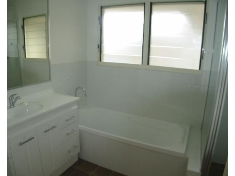 2/27 Edgar Street, Coffs Harbour NSW 2450