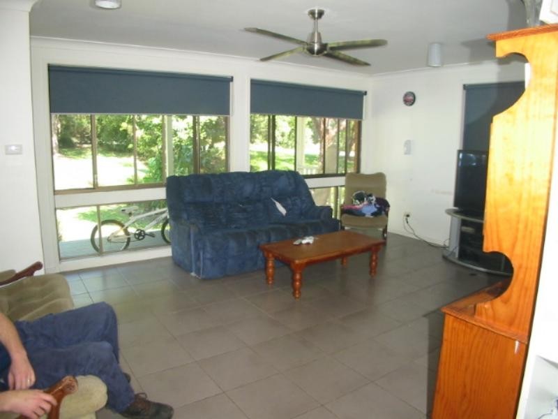 10 Jane Cct, Toormina NSW 2452
