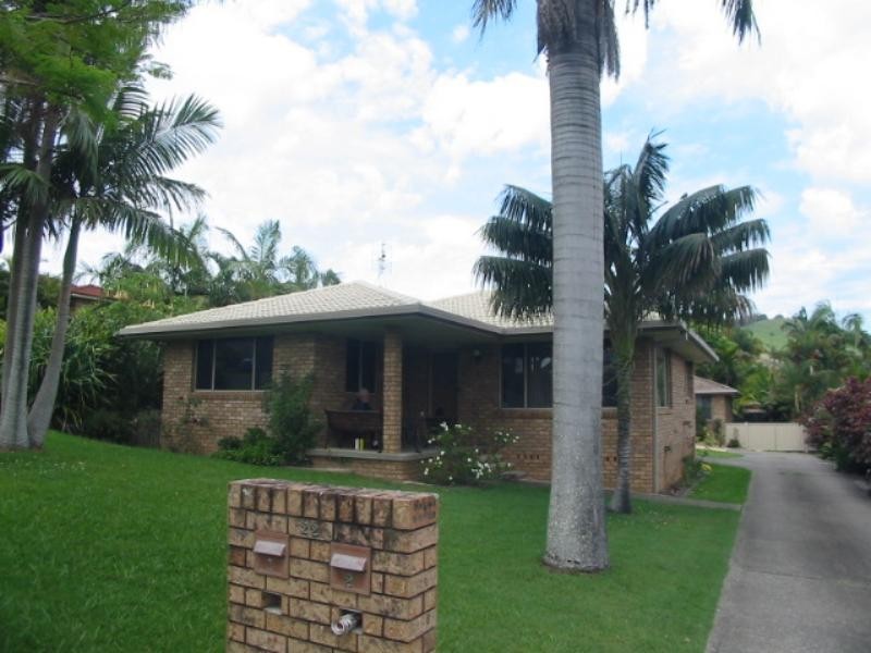 1/22 Sea Breeze Pl, Boambee East NSW 2452