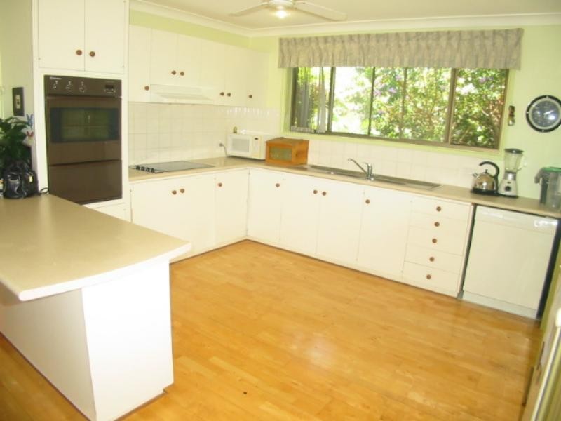 10 Jemalong Cres, Toormina NSW 2452