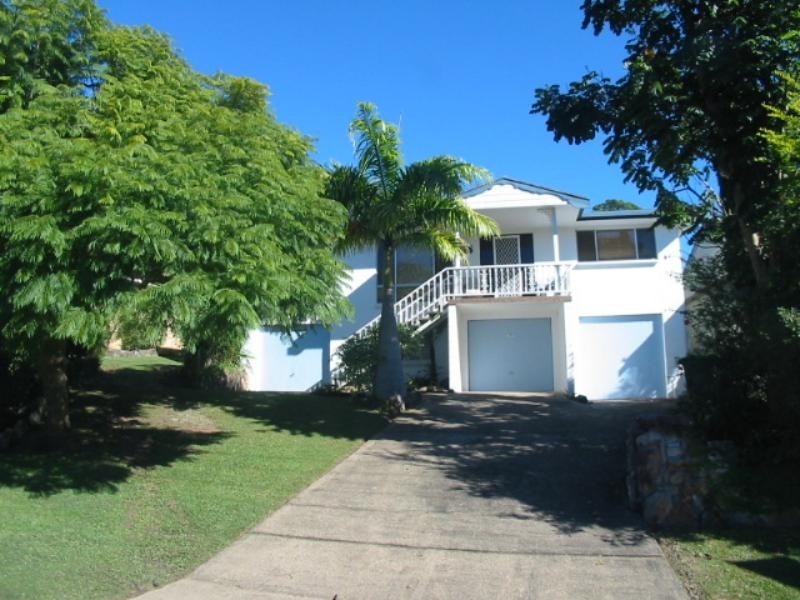 18 Alleena Dr, Toormina NSW 2452