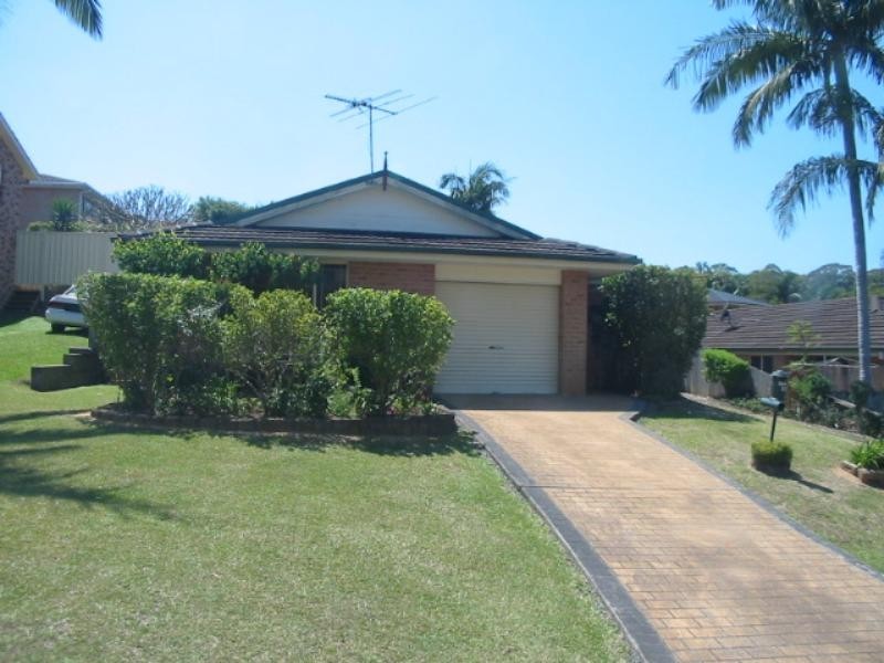 33 Harvie Dr, Boambee East NSW 2452