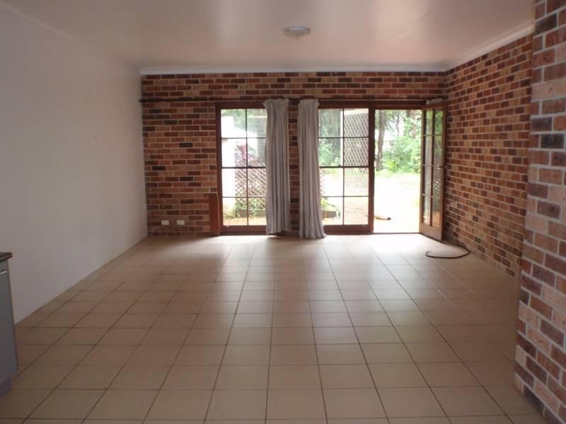 2/14 Dutton  Cres, Coffs Harbour NSW 2450