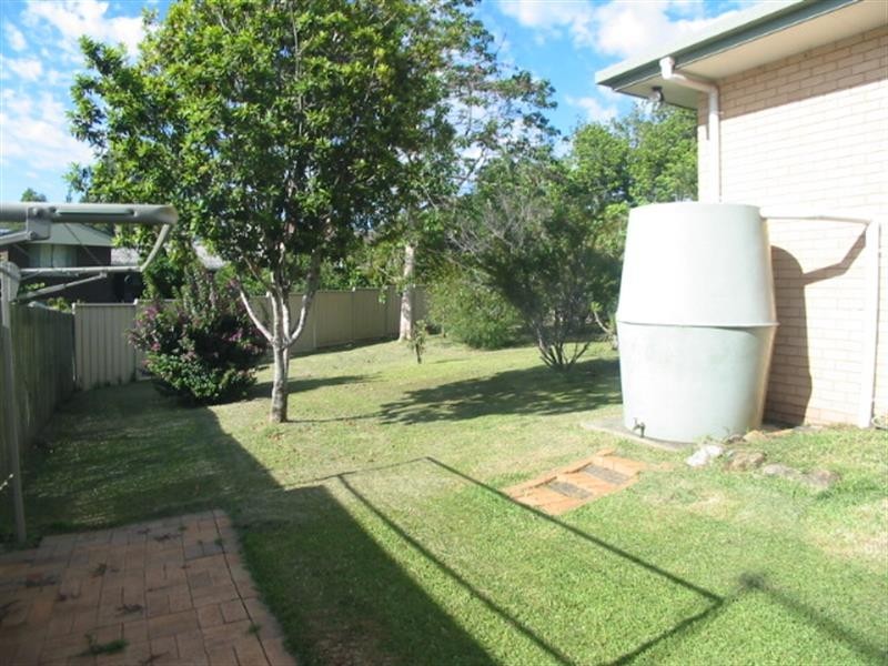 9 Armstrong Rd, Toormina NSW 2452