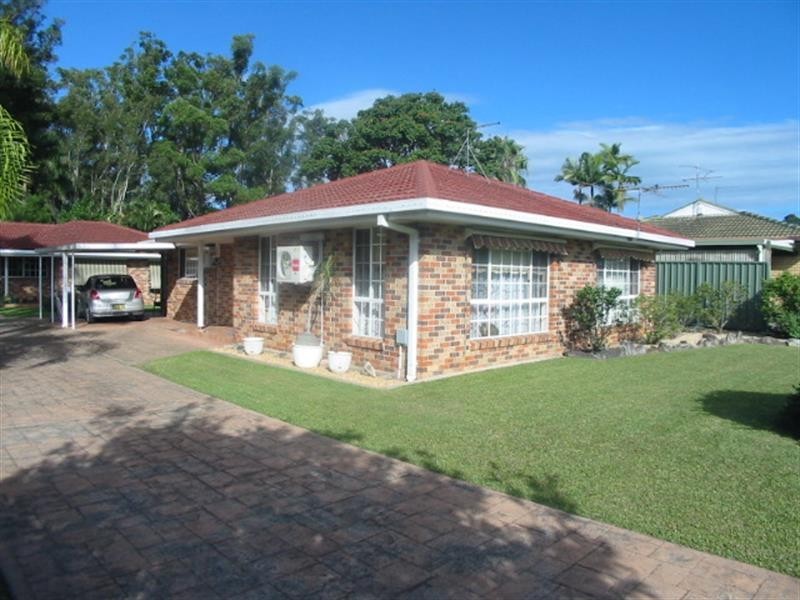 1/12 Sunbird Cres, Boambee East NSW 2452