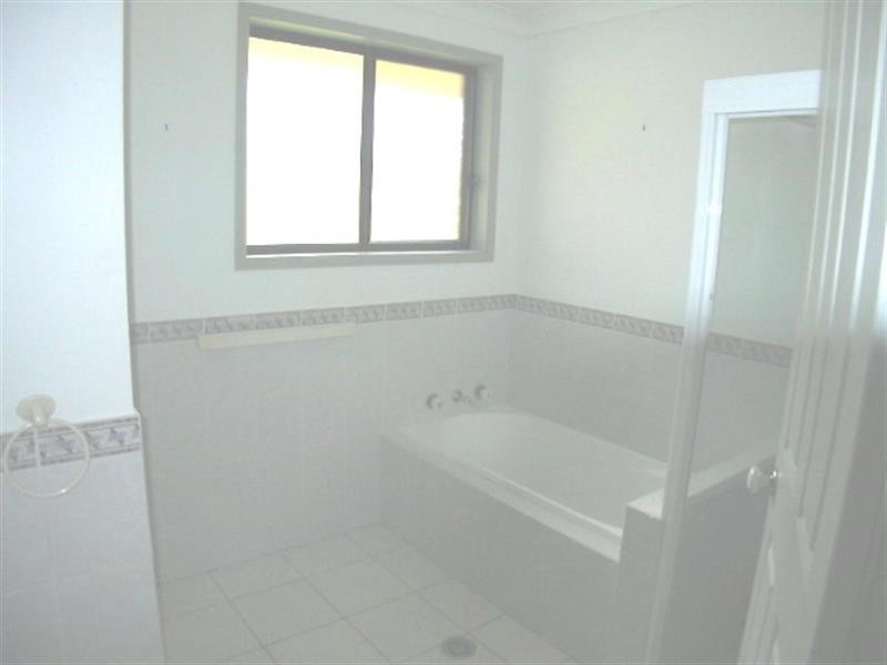 9a Wollongba Pl, Toormina NSW 2452