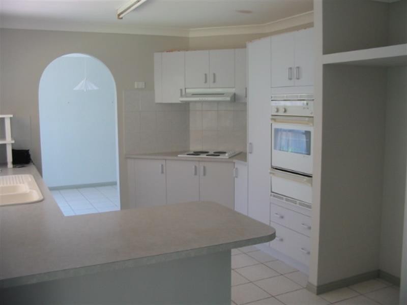 9a Wollongba Pl, Toormina NSW 2452