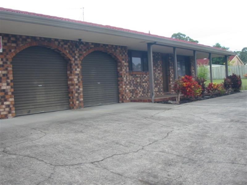 2/14 Bangalee Cres, Toormina NSW 2452