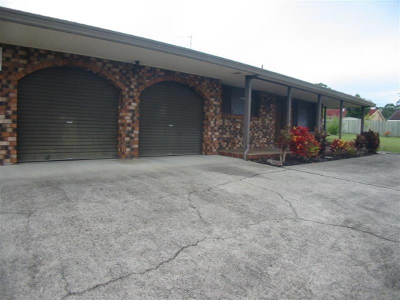 2/14 Bangalee Cres, Toormina NSW 2452