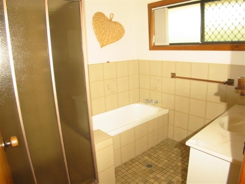 2/14 Bangalee Cres, Toormina NSW 2452