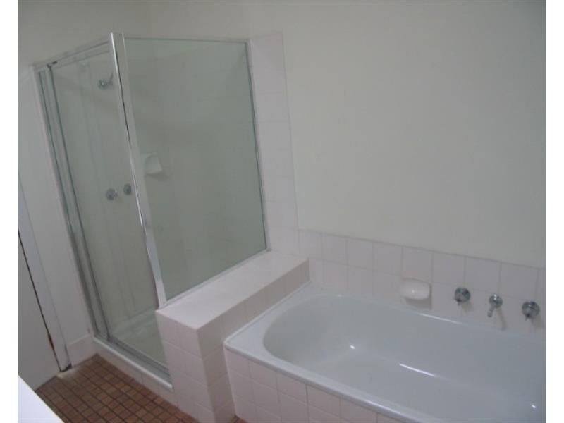 11 Graff Avenue, Toormina NSW 2452