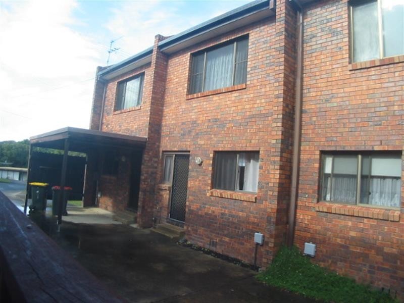 2/6 Wybalena Crescent, Toormina NSW 2452