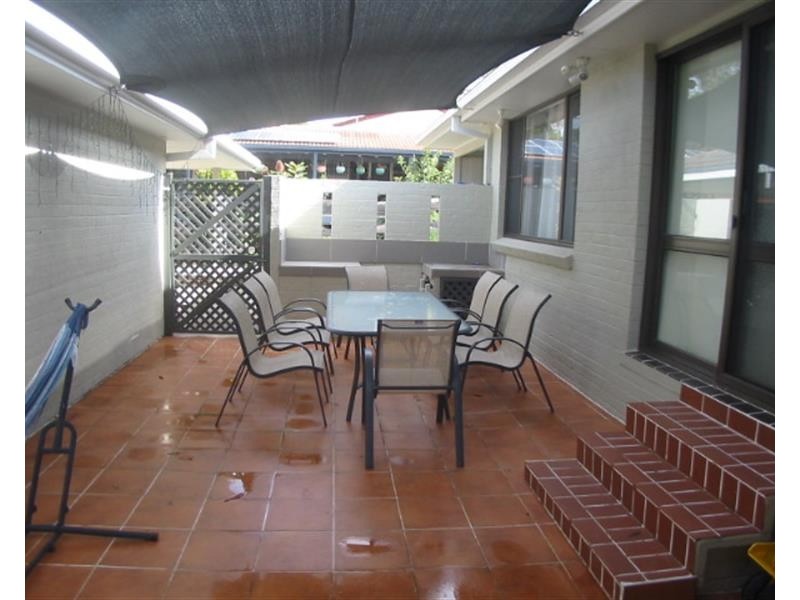 15 Nariah Crescent, Toormina NSW 2452