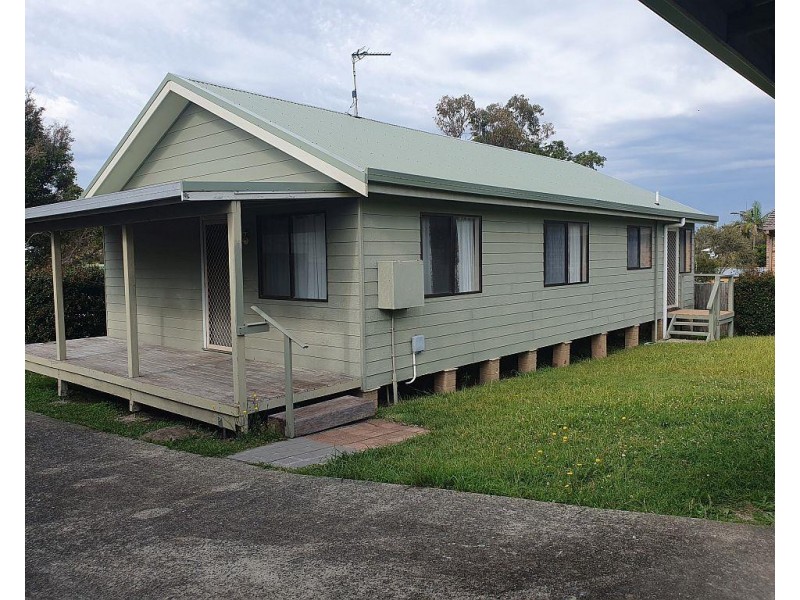 2/19 Eighteenth Avenue, Sawtell NSW 2452