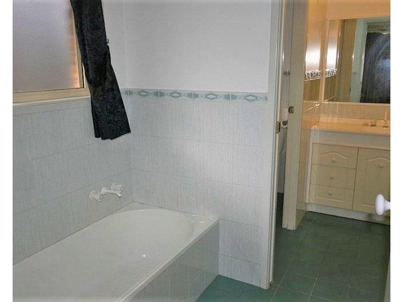 1 Jabiru Court, Boambee East NSW 2452