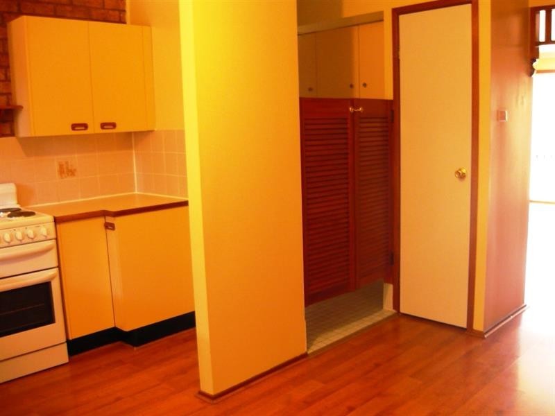 32/35 Bougainville Rd, Glenfield NSW 2167