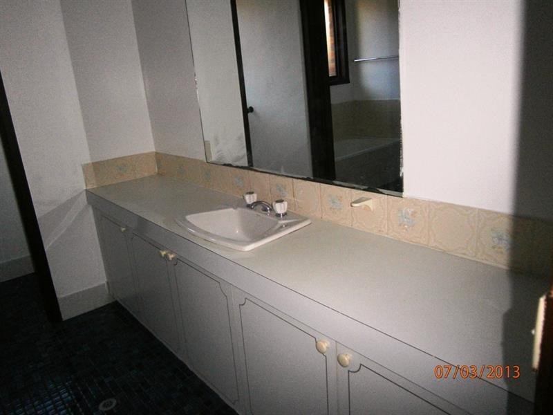 8 Balimo Pl, Glenfield NSW 2167