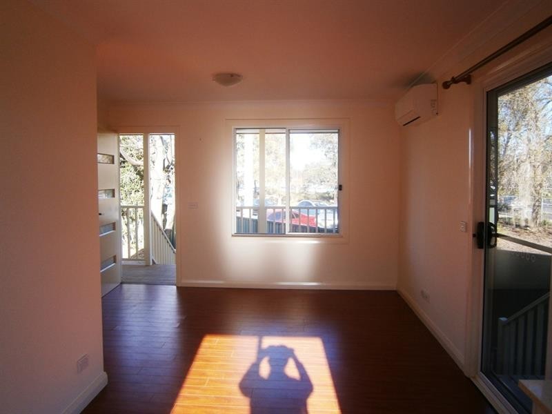 2a Wentworth Avenue, Glenfield NSW 2167