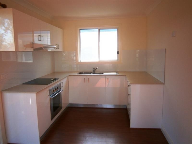 2a Wentworth Avenue, Glenfield NSW 2167