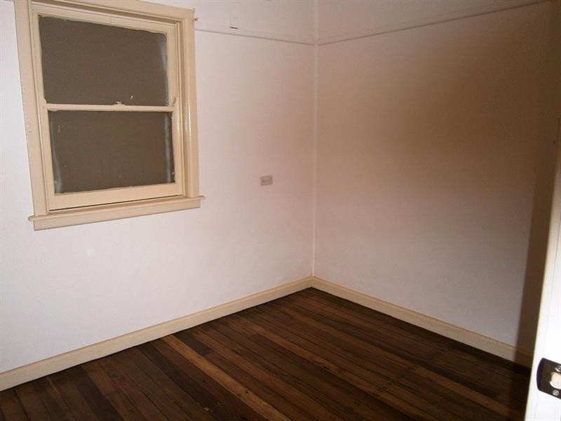 12A Belmont Road, Glenfield NSW 2167