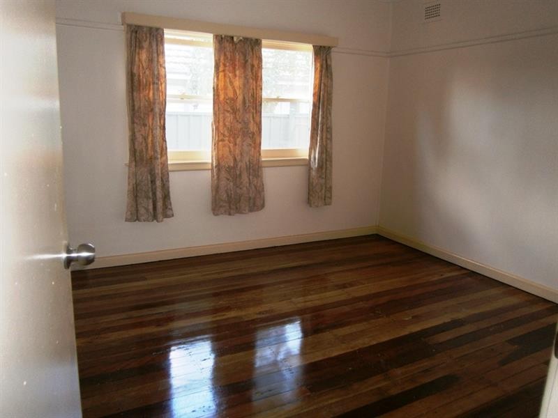 12A Belmont Road, Glenfield NSW 2167