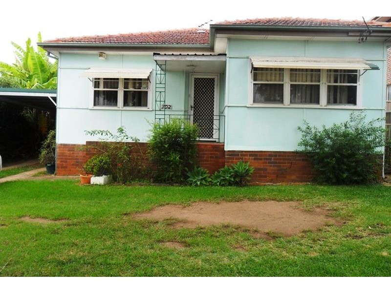 102 Canterbury Rd, Glenfield NSW 2167