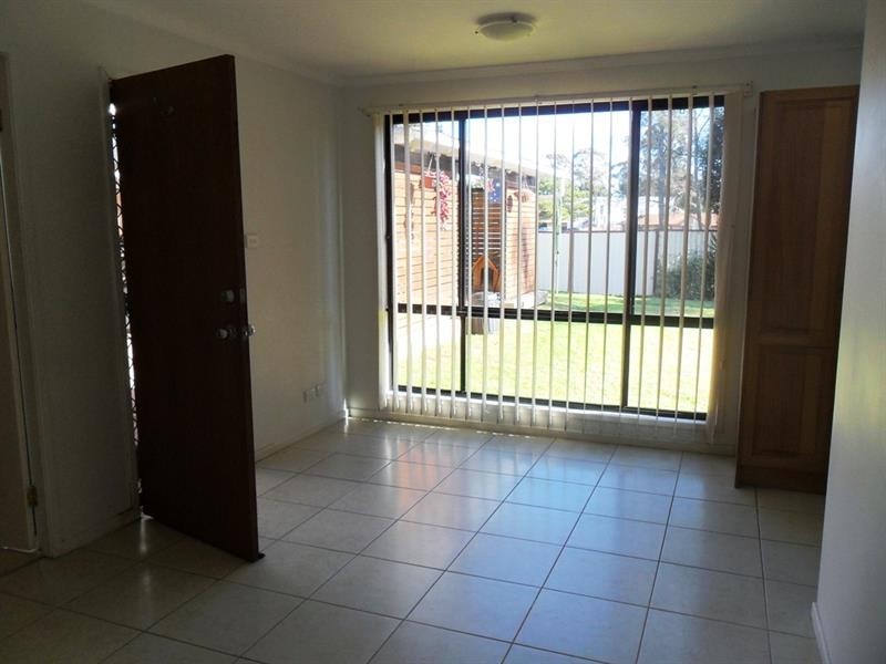 12a Leyland Pl, Ingleburn NSW 2565