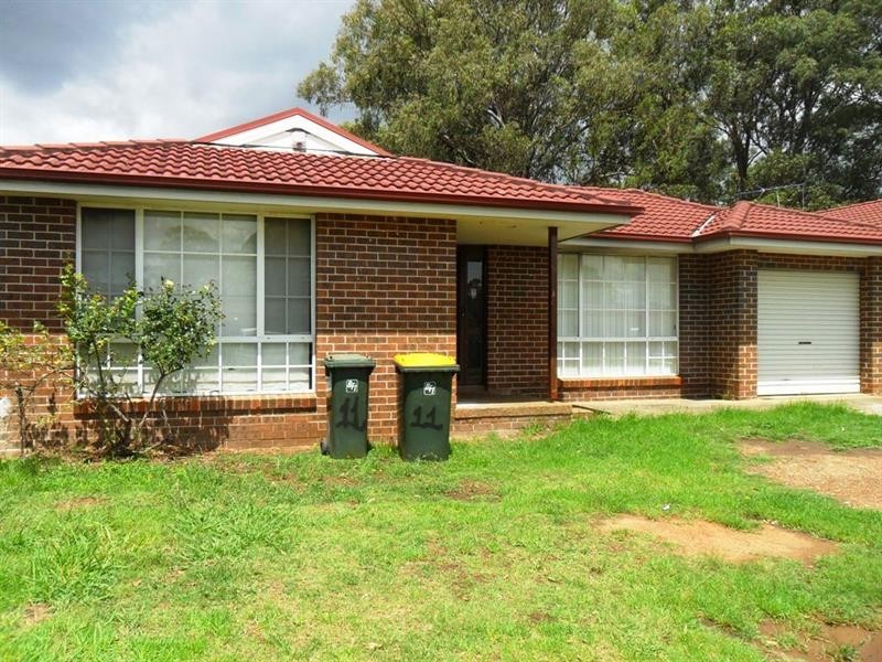 1/11 Baldwin St, Glenfield NSW 2167