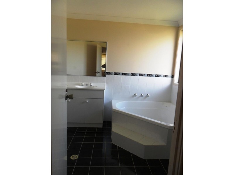 122A Dickson Road, Leppington NSW 2179