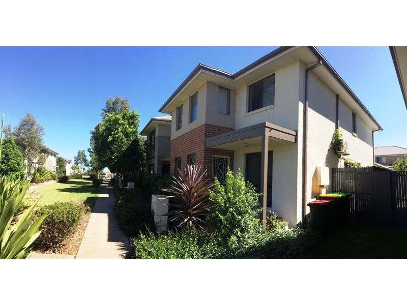 12 Mariner St, Glenfield NSW 2167