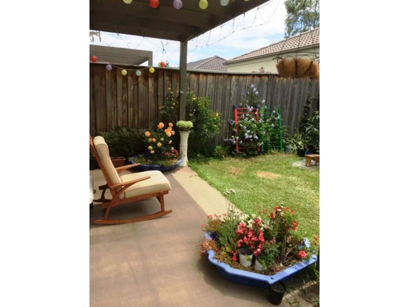 12 Mariner St, Glenfield NSW 2167