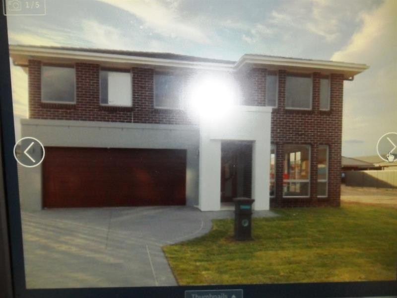 10 Gemini  St, Gregory Hills NSW 2557