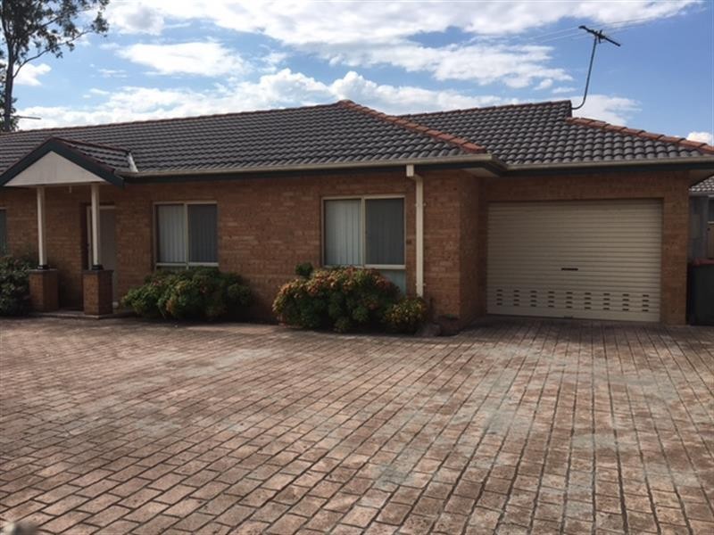 5/33-35 Surrey St, Minto NSW 2566