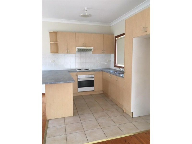 5/33-35 Surrey St, Minto NSW 2566