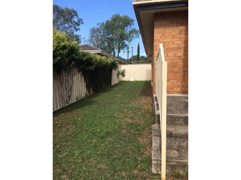 5/33-35 Surrey St, Minto NSW 2566