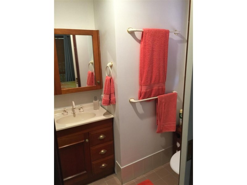 6 Buin Place, Glenfield NSW 2167