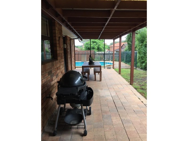 6 Buin Place, Glenfield NSW 2167