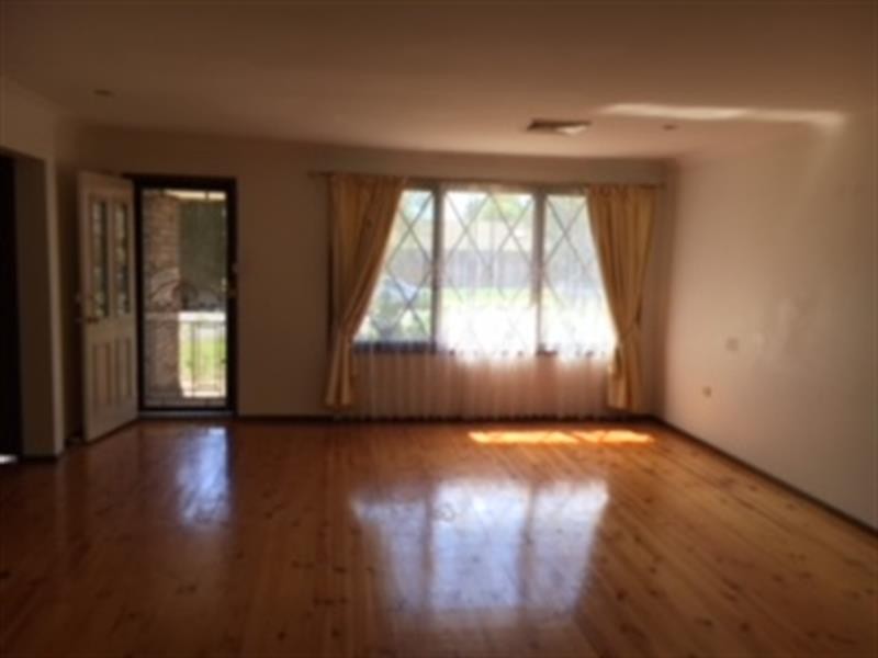 240 Harrow Road, Glenfield NSW 2167