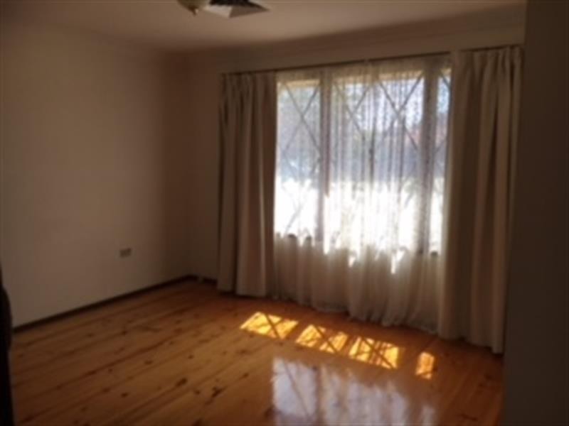 240 Harrow Road, Glenfield NSW 2167