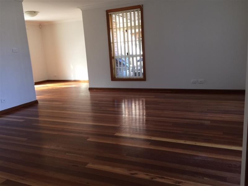 10A Alexander Crescent, Macquarie Fields NSW 2564