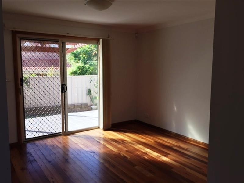 10A Alexander Crescent, Macquarie Fields NSW 2564