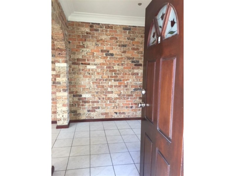 19a Glenfield Road, Glenfield NSW 2167