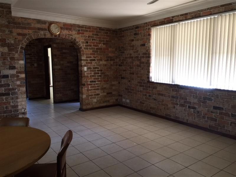 19a Glenfield Road, Glenfield NSW 2167