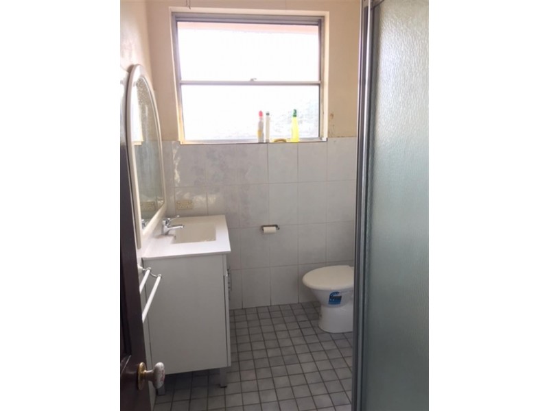 19a Glenfield Road, Glenfield NSW 2167