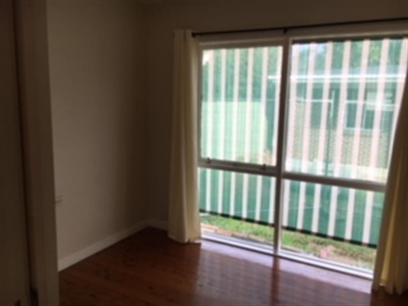 12 Campbellfield Avenue, Bradbury NSW 2560