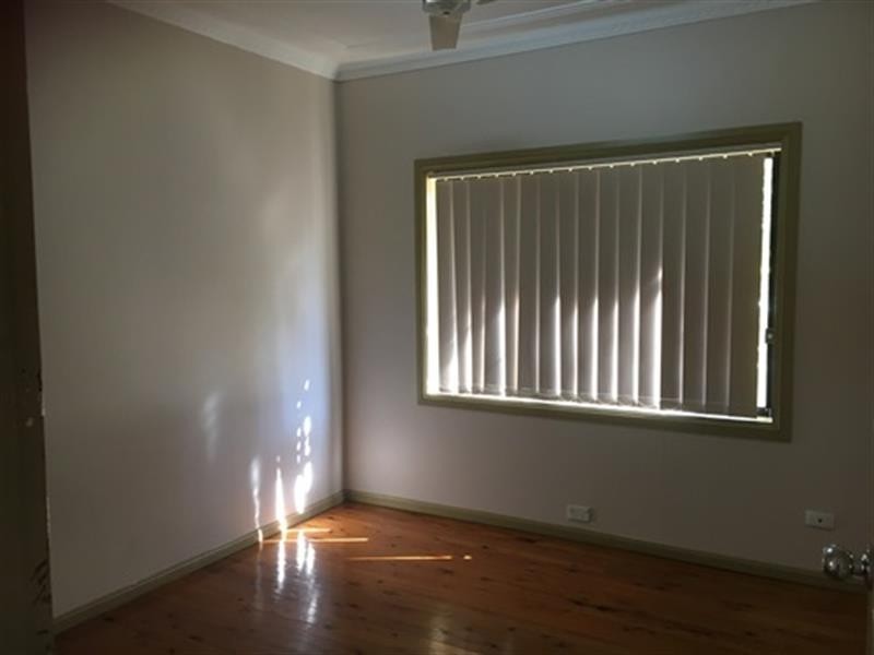 9 Norwich  Road, Ingleburn NSW 2565