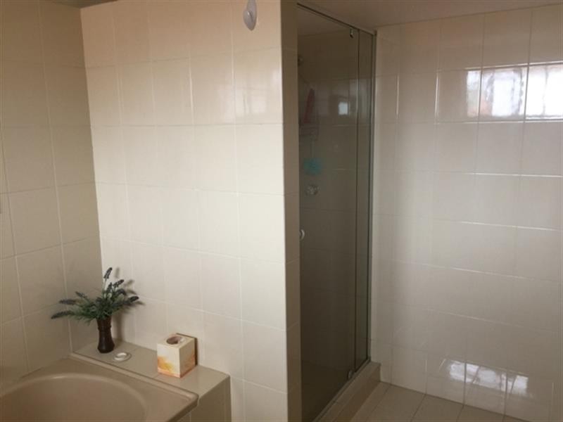 2/32 Railway Parade, Glenfield NSW 2167