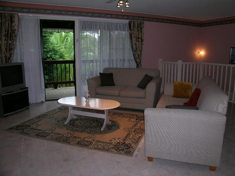 10 Karen  Cl, Lisarow NSW 2250