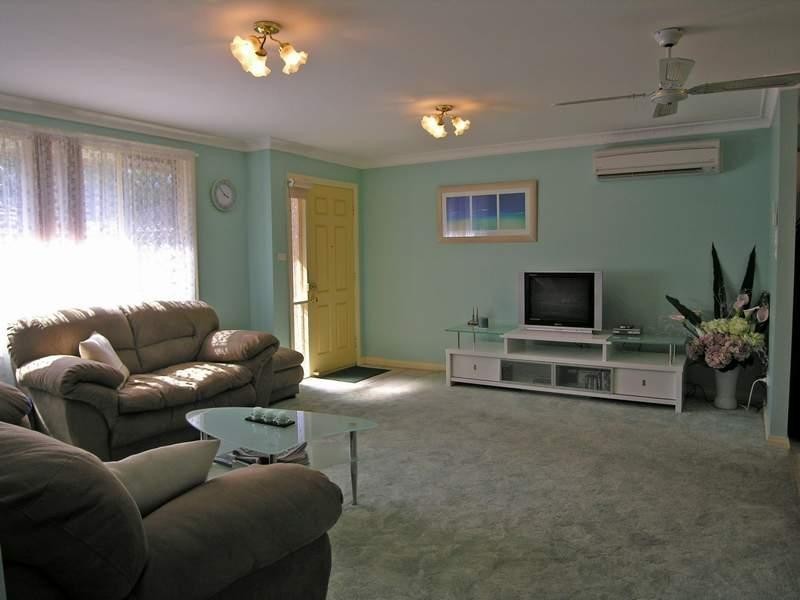 2/31 Cary St, Wyoming NSW 2250