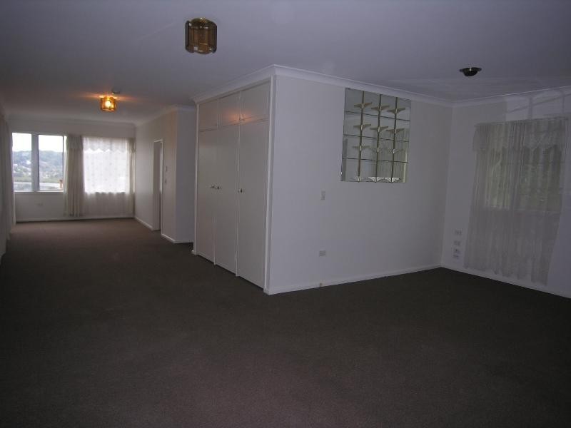 1/28 Kendall St, Gosford NSW 2250